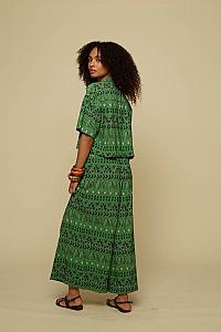 SCHEMA CROP SHIRT (GREEN ABSTRACT GEOMETRY PRINT)