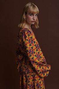 NYMFAIO TOP (LECHOVO MUSTARD PRINT)