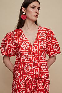 KASTELI SHIRT (VOURIA WHITE/RED PRINT)