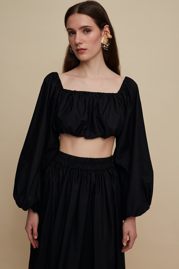CRETA CROP TOP (BLACK)