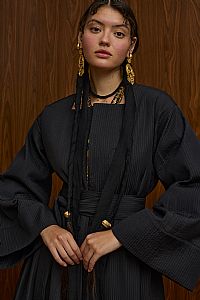 VELENTZA OVERCOAT (BLACK PLISSE)