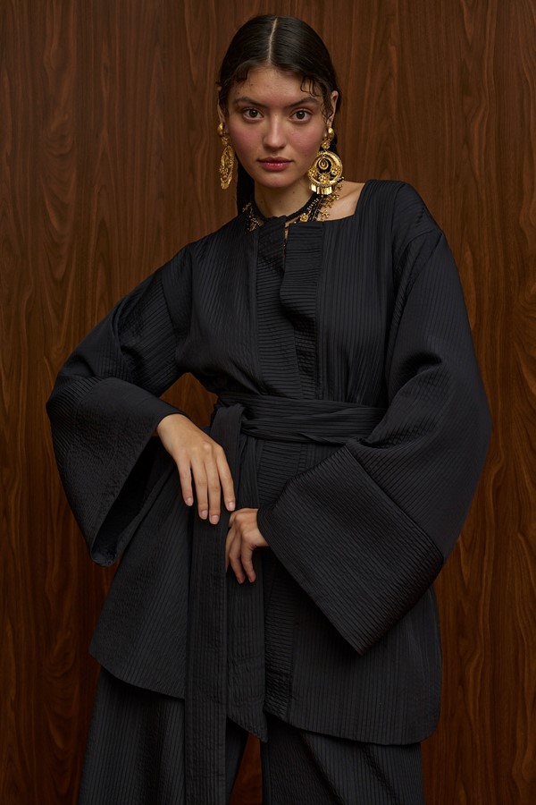 HRAMI KIMONO (BLACK PLISSE)