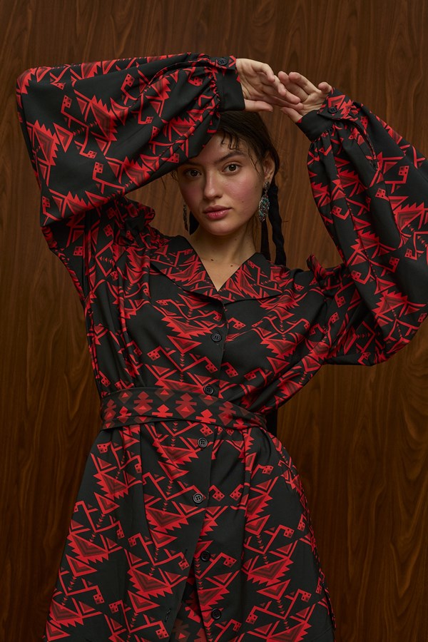 BERDES SHIRT (RUMPE BLACK/RED PRINT)