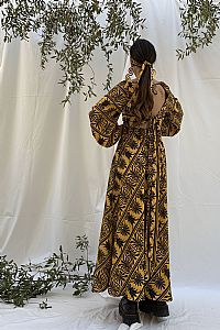 AKROKERAMON Crop Top