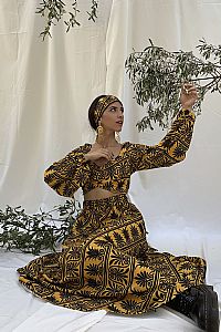 AKROKERAMON Crop Top