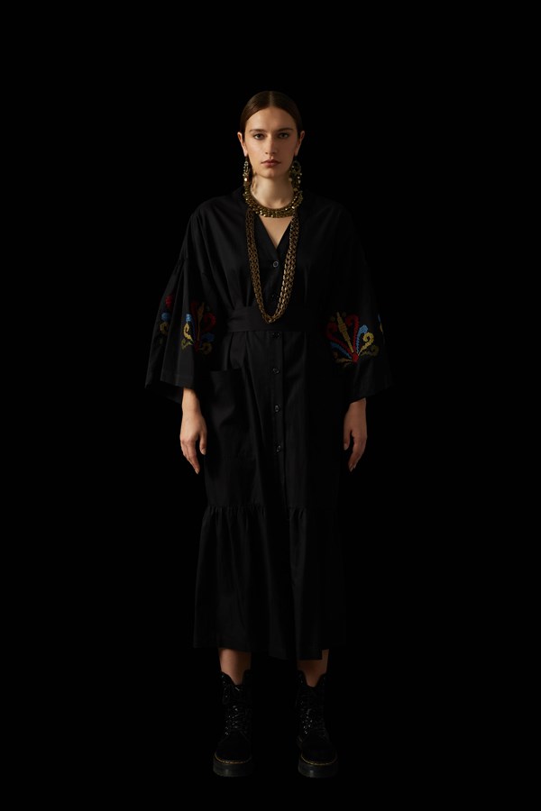 ZOFOROS MAXI DRESS (Black Embroidered)