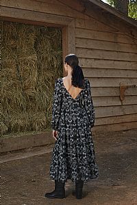 DEMETRA DRESS (Black Vase Print)
