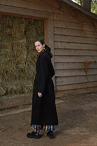 VOUKOLIKON OVERCOAT (BLACK)