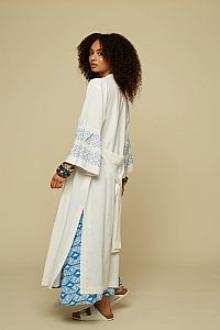 KIMONO ATTICO (WHITE/BLUE EMBROIDERED)