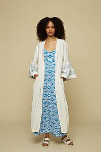 KIMONO ATTICO (WHITE/BLUE EMBROIDERED)